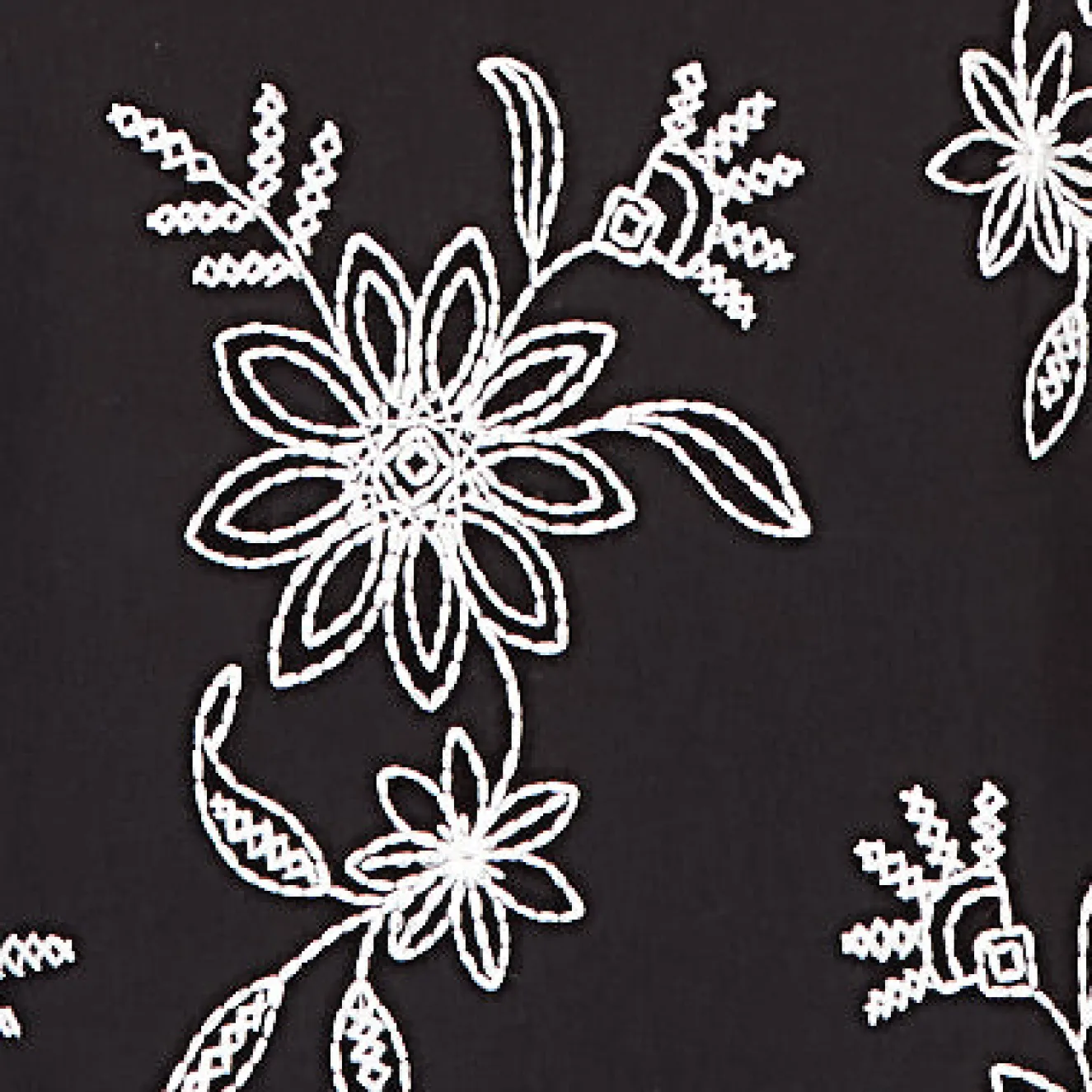Alfred Dunner Tossed Floral Embroidered Top, Plus