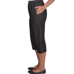 Alfred Dunner Women's Relaxed Fit Denim Capri- Petite
