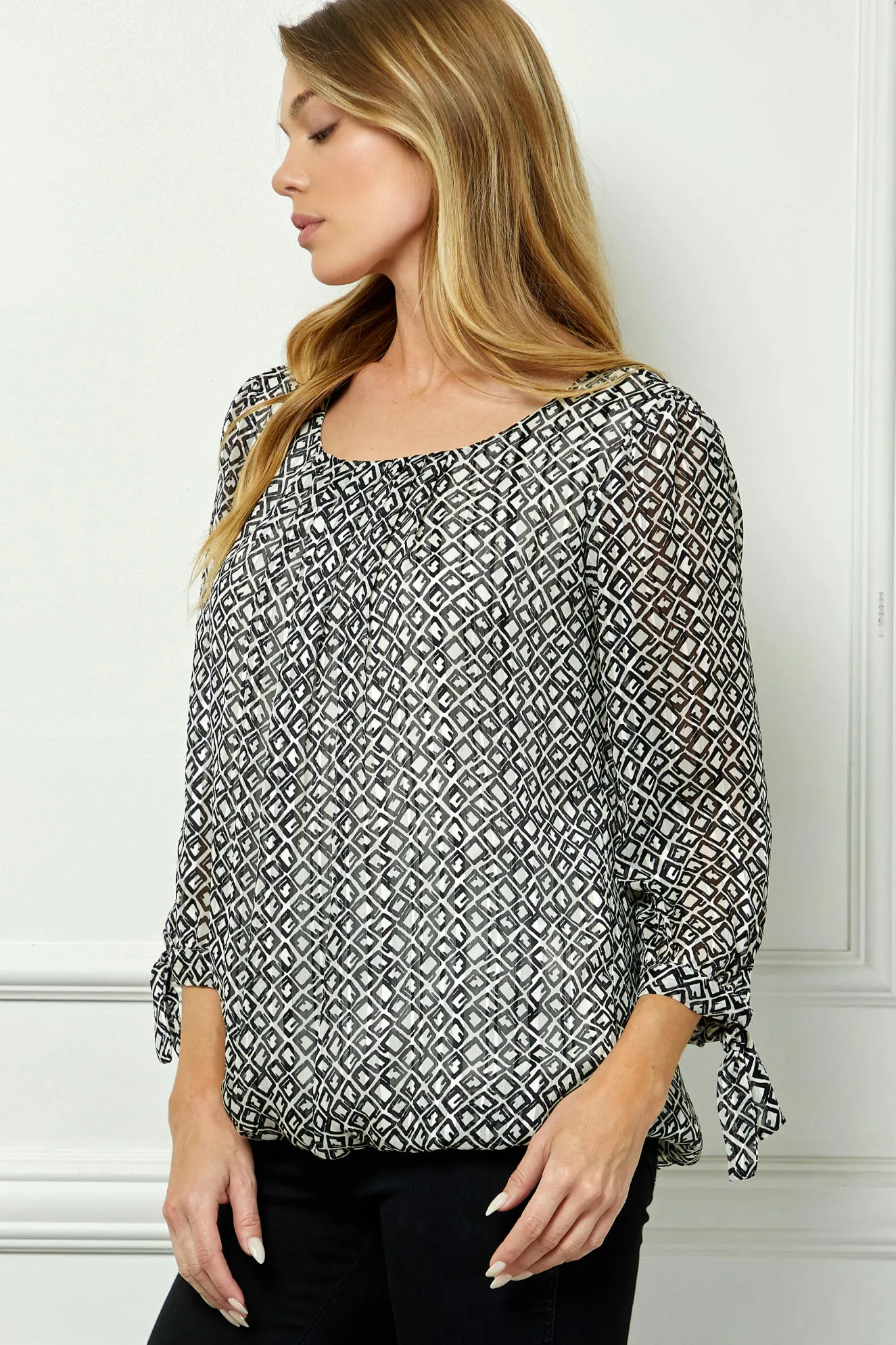 Bubble Hem 3/4 Tie Sleeve Blouse - Cream
