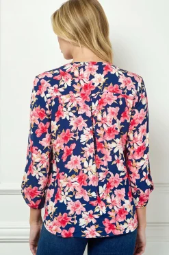 3/4 Button Tab Sleeve Pintuck Tie Front Blouse in Navy/Coral