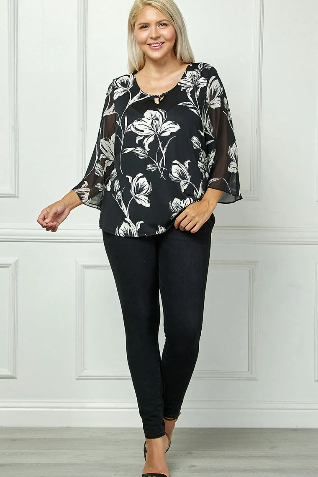 3/4 Flare Sleeve Cutout Trim Front Neck Swing Blouse in Black - Plus