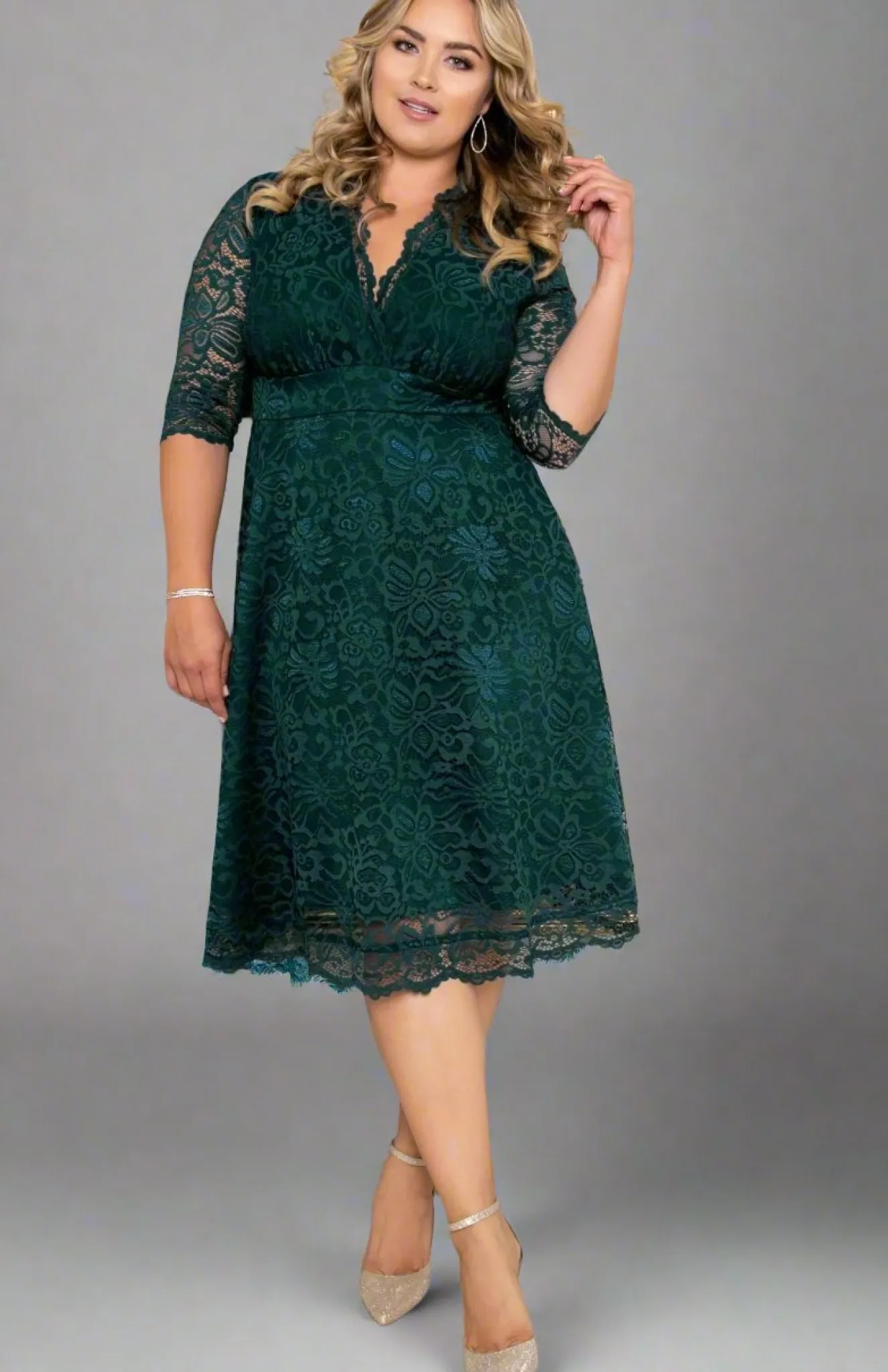 Mademoiselle Lace Cocktail Dress - Plus