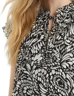 NY Collection Petite Flutter Sleeve Flounced Dress