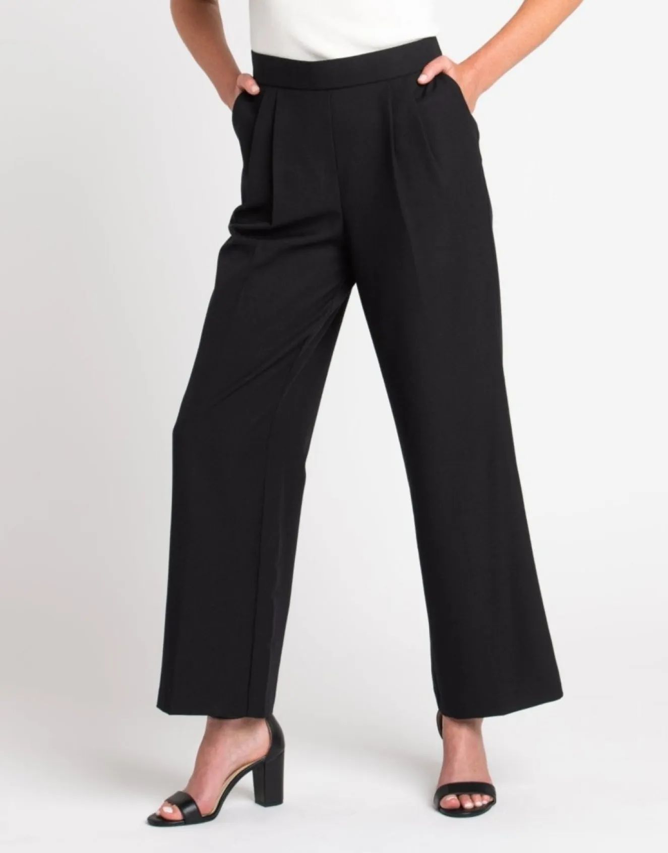 Roz & Ali™ Pleated Wide Leg Trouser Pants