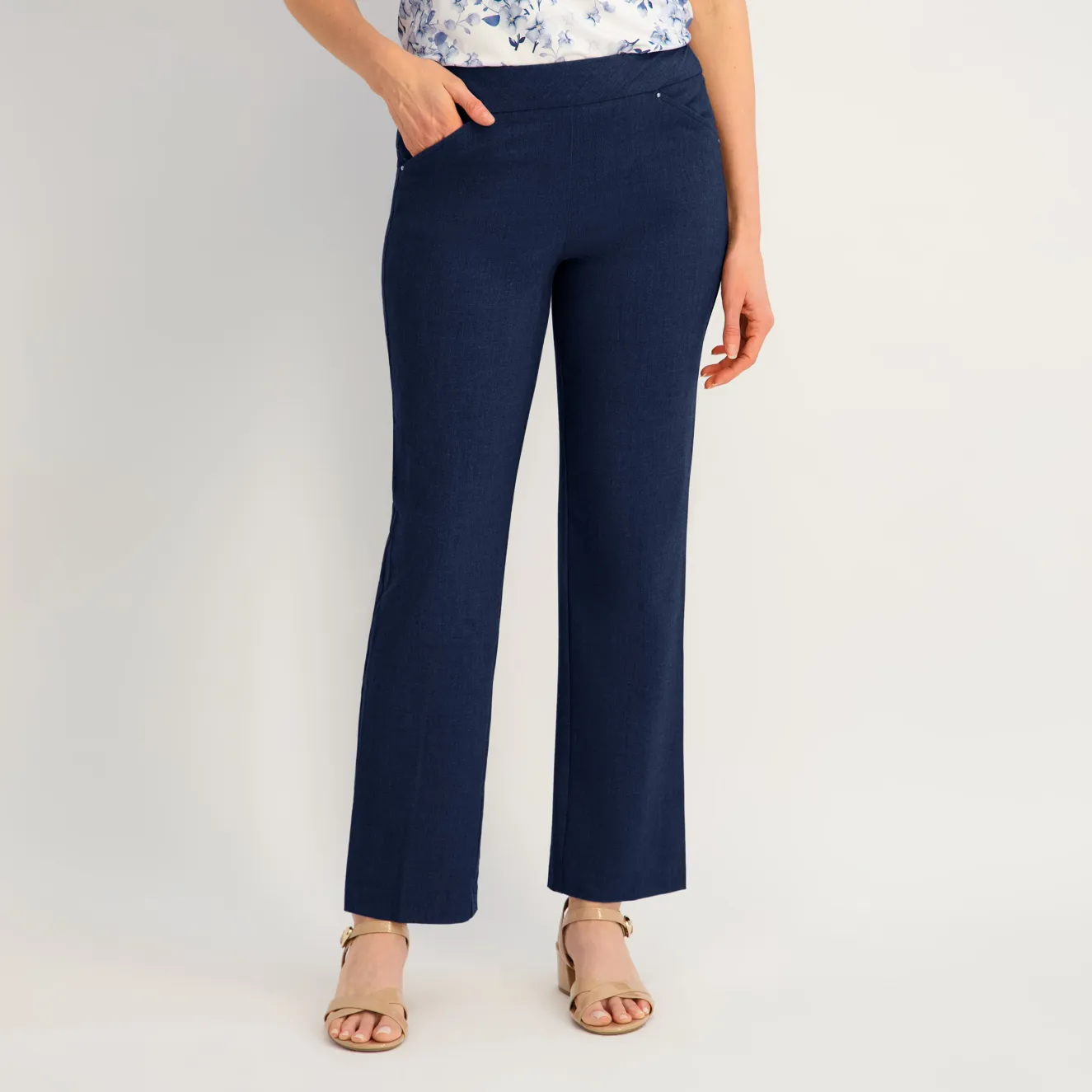 Roz & Ali™ Secret Agent Pull On Tummy Control Pants Straight Leg