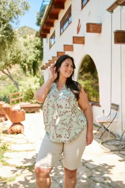 Roz & Ali™ Secret Agent Pull On Tummy Control Shorts With Pockets Plus