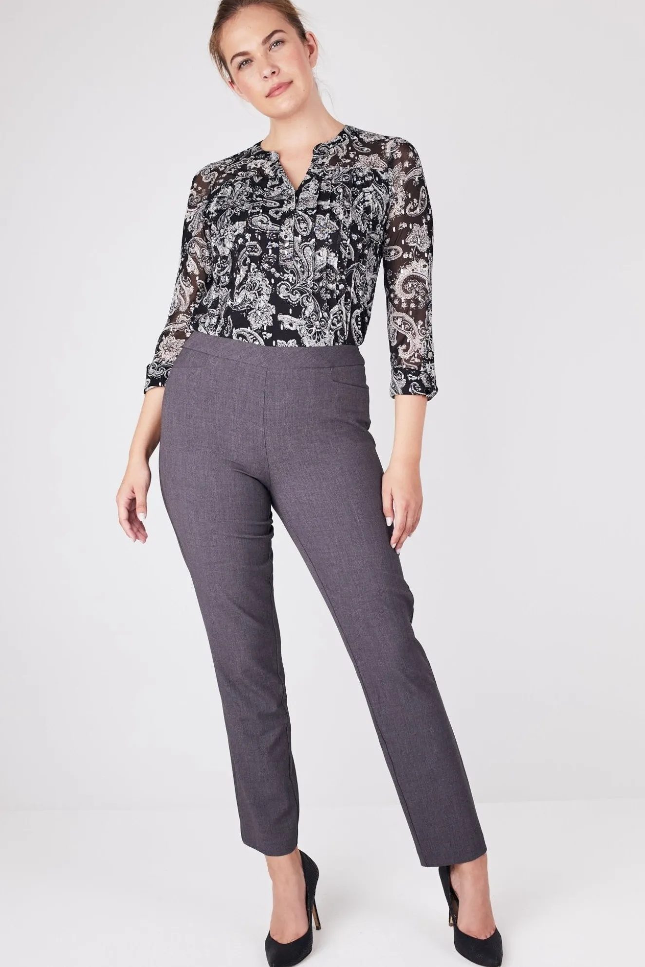 Roz & Ali™ Secret Agent Tummy Control Taper Pants - Petite