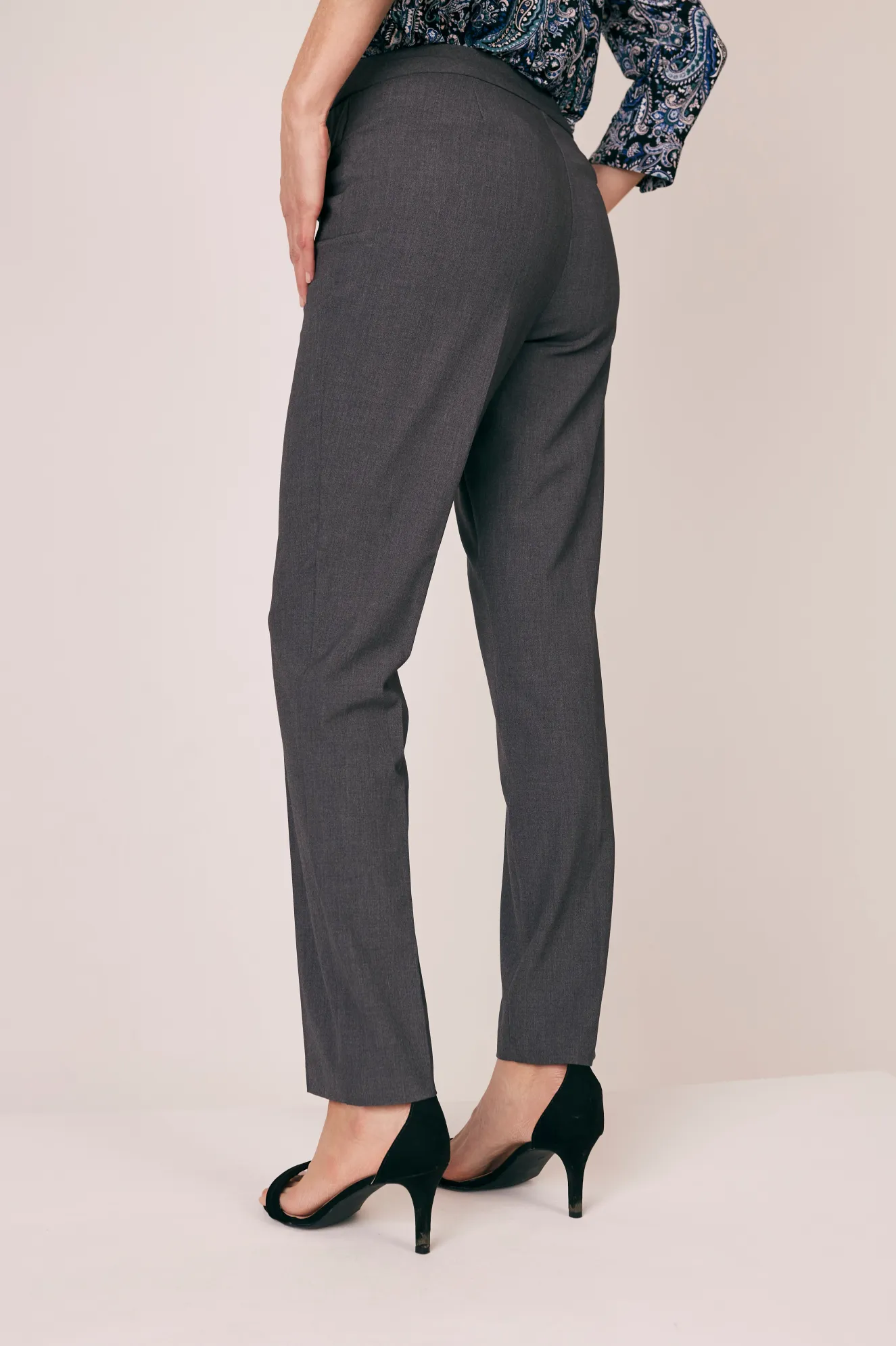 Roz & Ali™ Secret Agent Tummy Control Taper Pants - Short Length