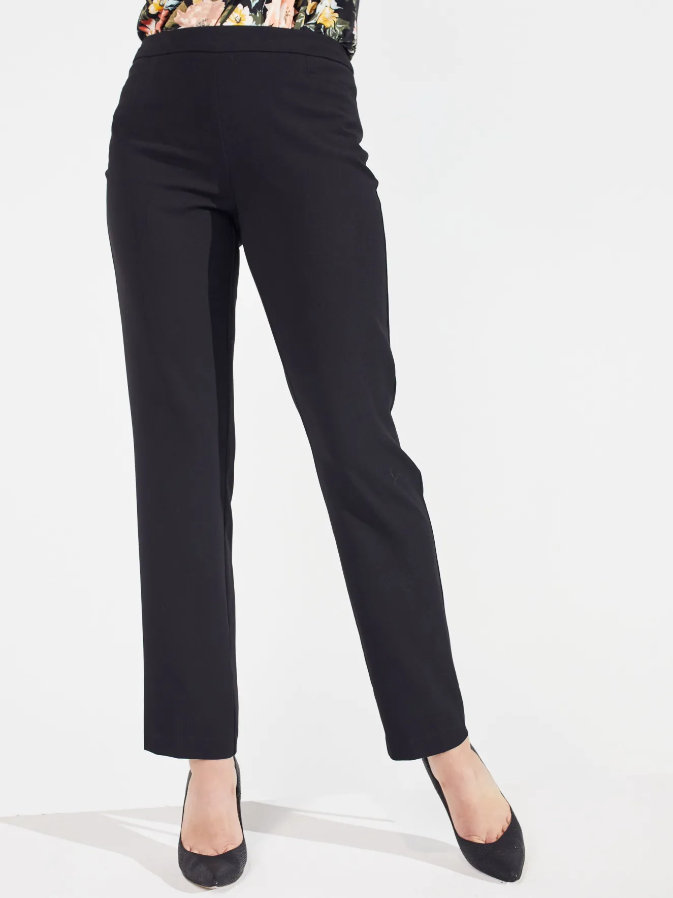 Roz & Ali™ Secret Agent Tummy Control Taper Pants - Short Length