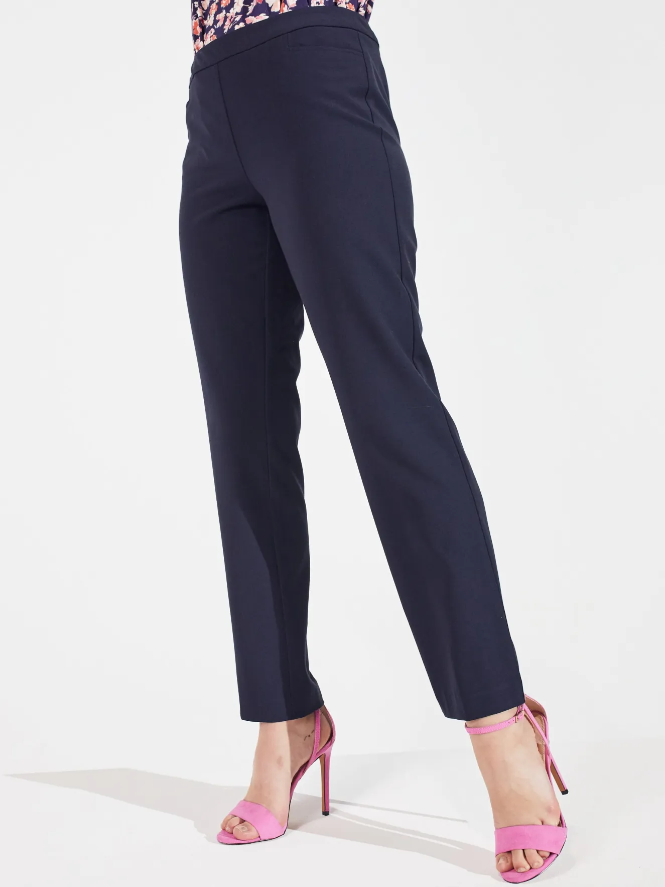 Roz & Ali™ Secret Agent Tummy Control Taper Pants - Short Length