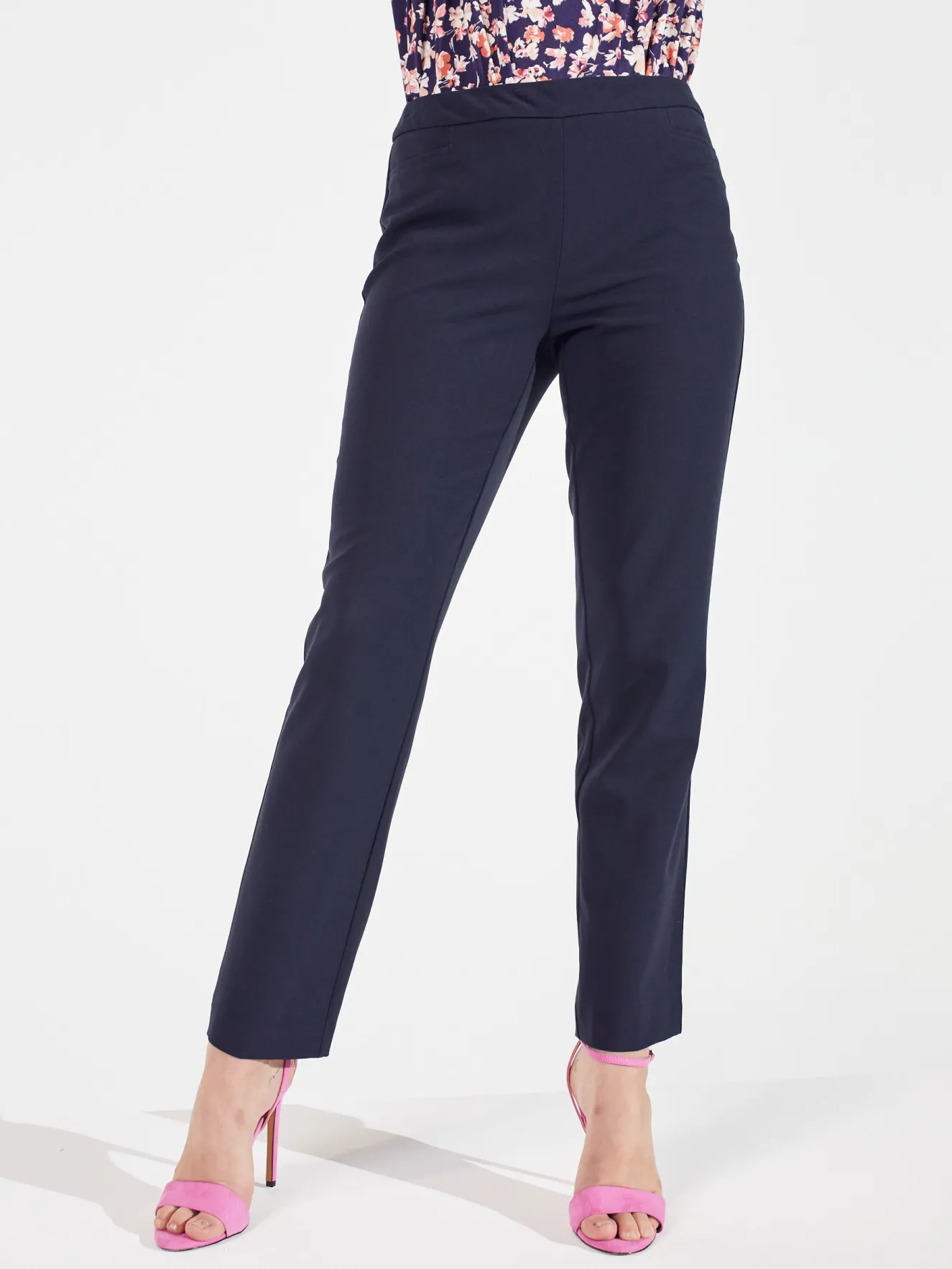 Roz & Ali™ Secret Agent Tummy Control Taper Pants - Short Length
