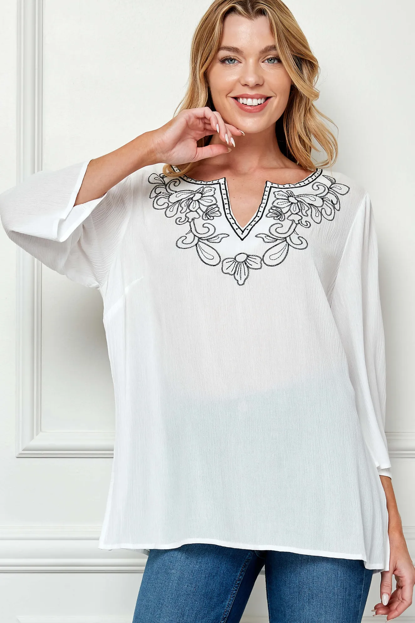 Roz and Ali 3/4 Flare Sleeve Embroidered Yoke Tunic in White