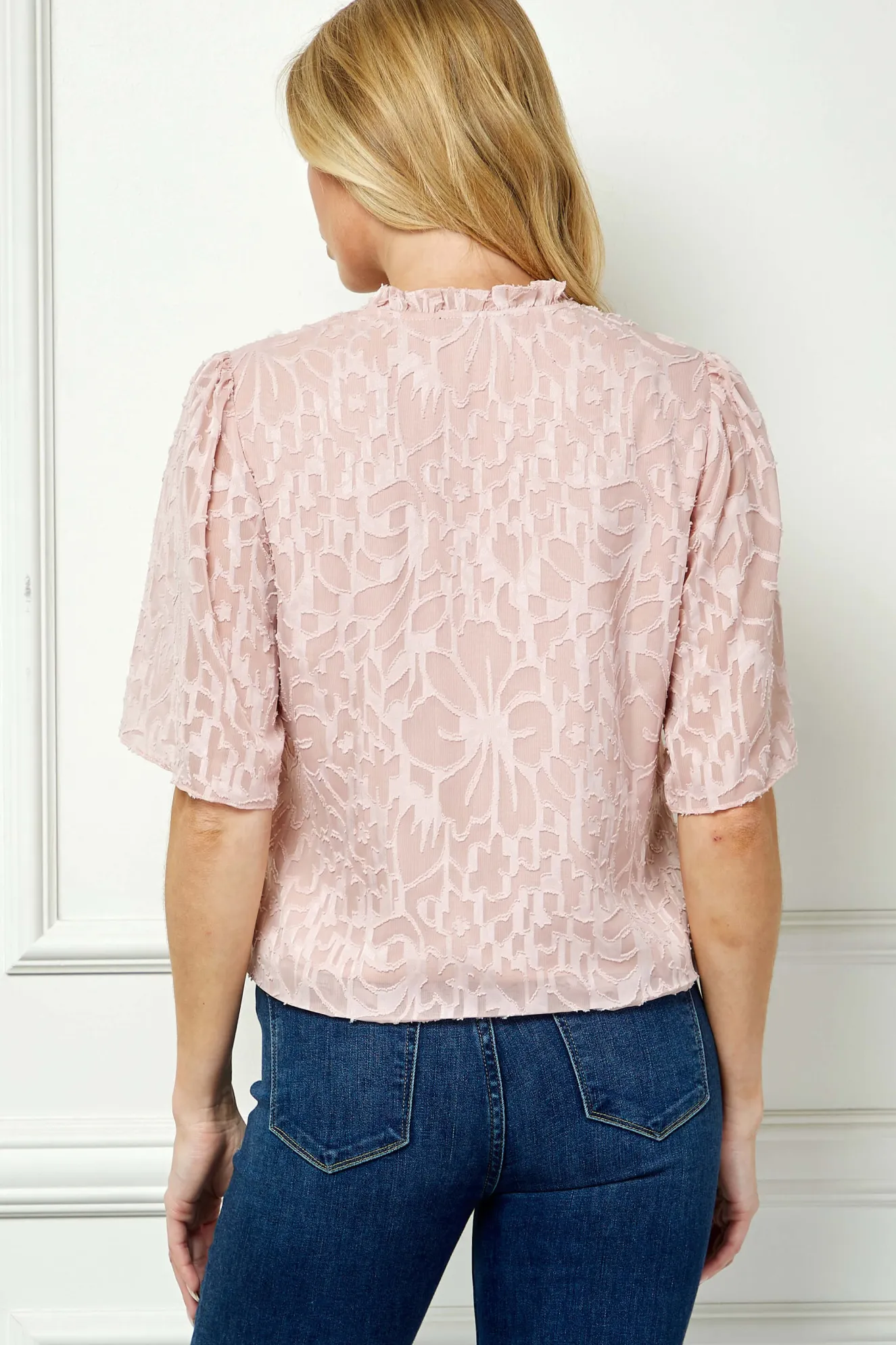 Short Sleeve V-Ruffle Neck Tie Front Blouse in Blush
