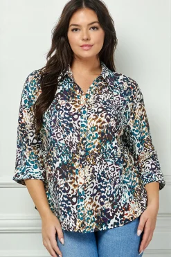 3/4 Sleeve Button-Front Blouse in Ivory/Brown/Teal - Plus
