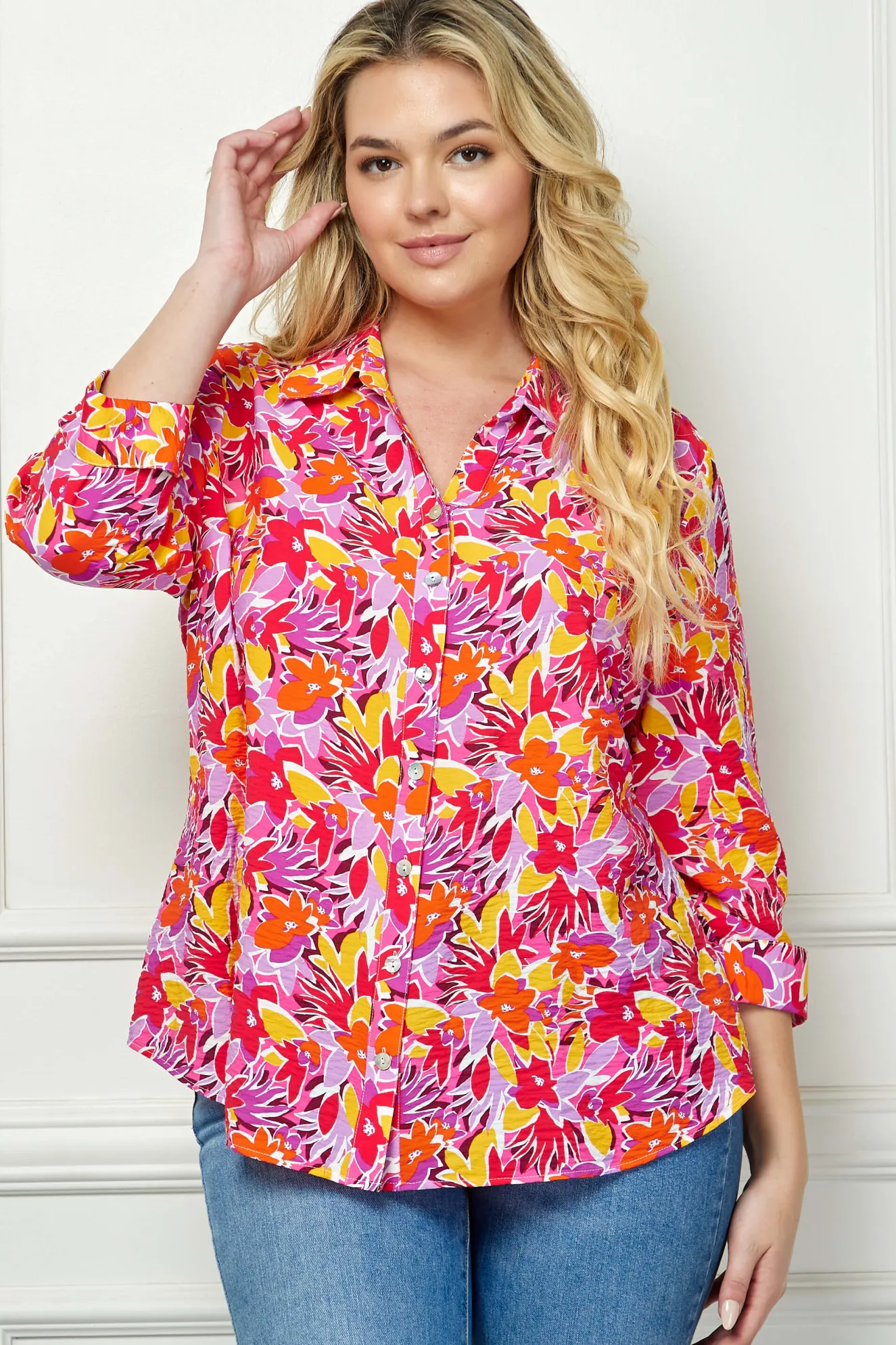 3/4 Sleeve Johnny Collar Button Front Top in Pink - Plus