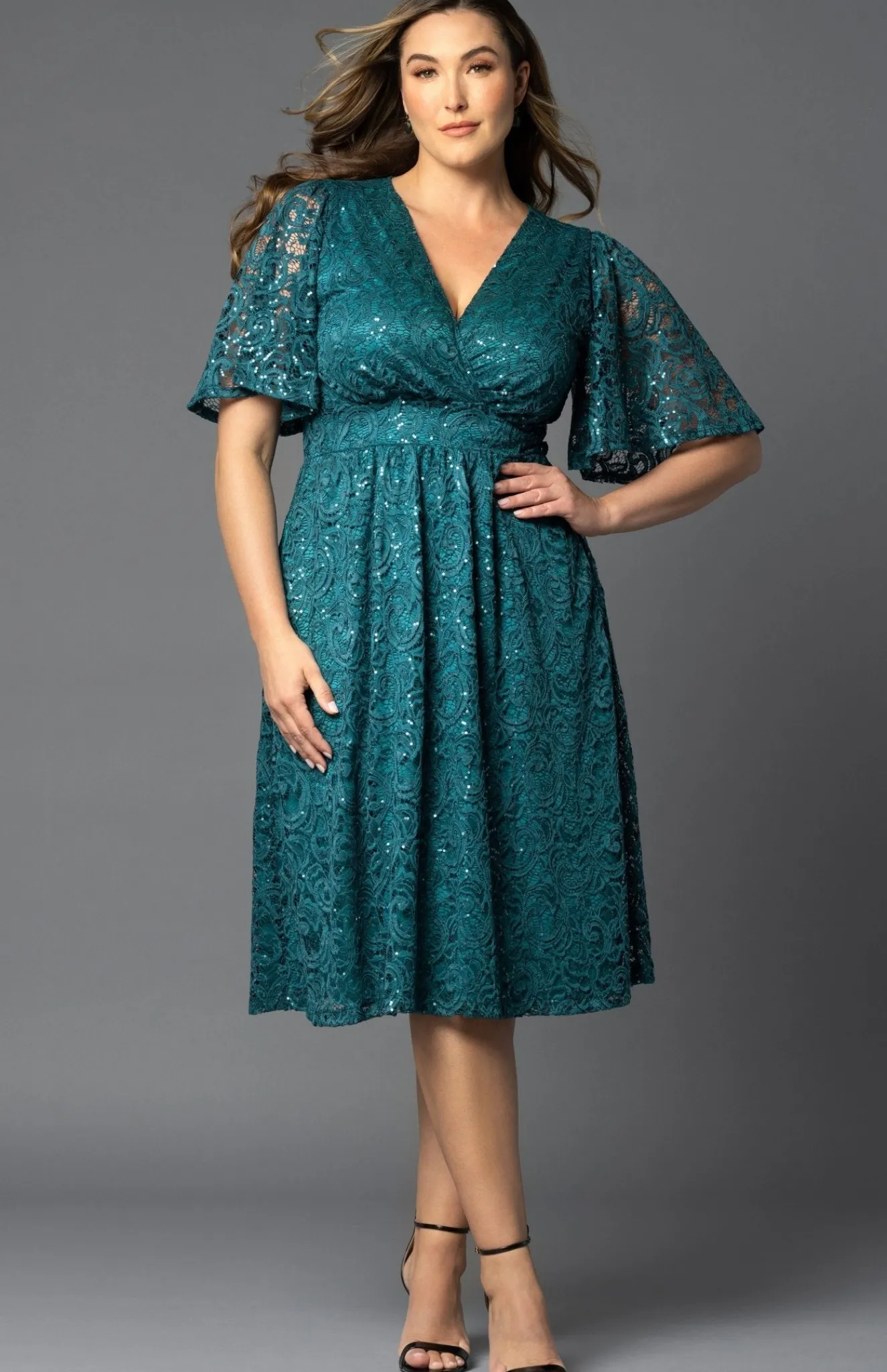 Starry Sequined Lace Cocktail Dress - Plus