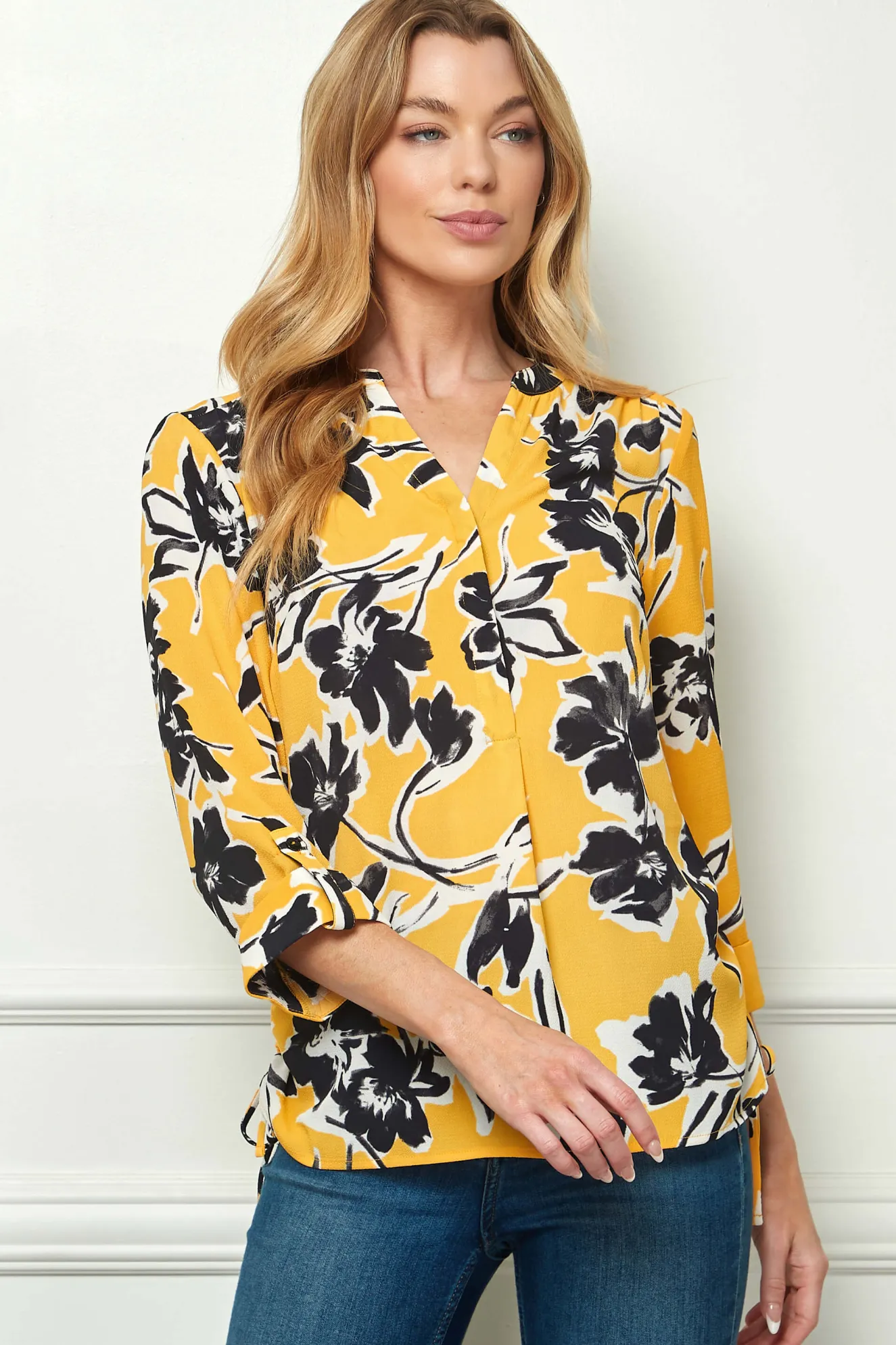 3/4 Tab Sleeve Mandarin Collar Blouse in Yellow/Ivory/Black