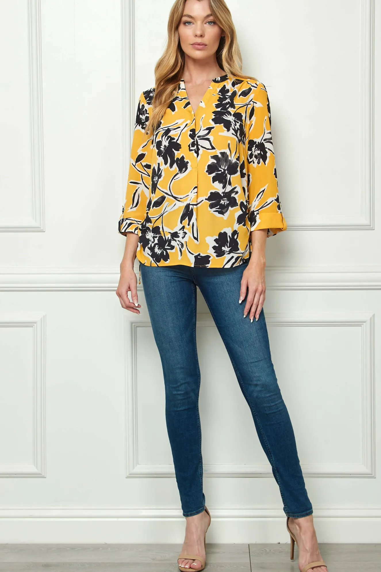3/4 Tab Sleeve Mandarin Collar Blouse in Yellow/Ivory/Black