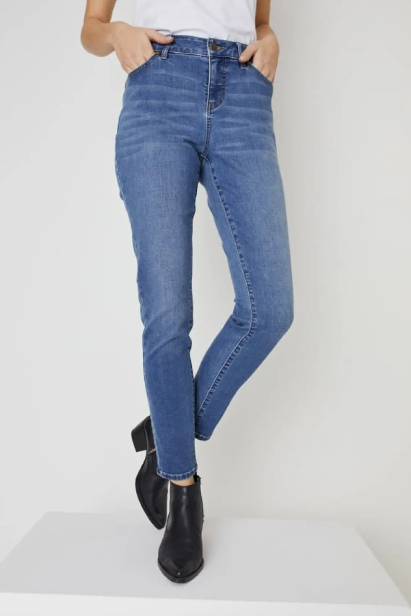 Westport Signature Skinny 5 Pocket Denim Jean