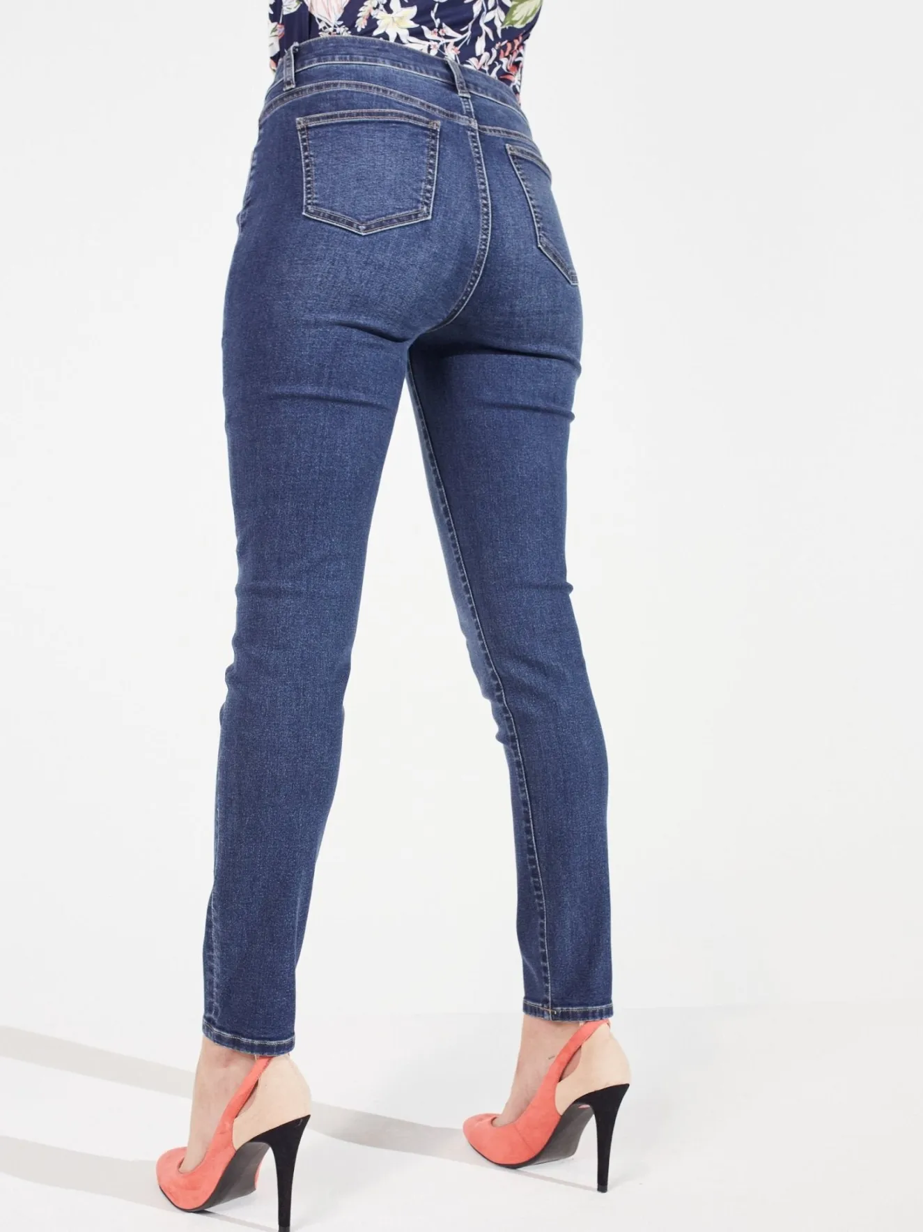Westport Signature Skinny 5 Pocket Denim Jean
