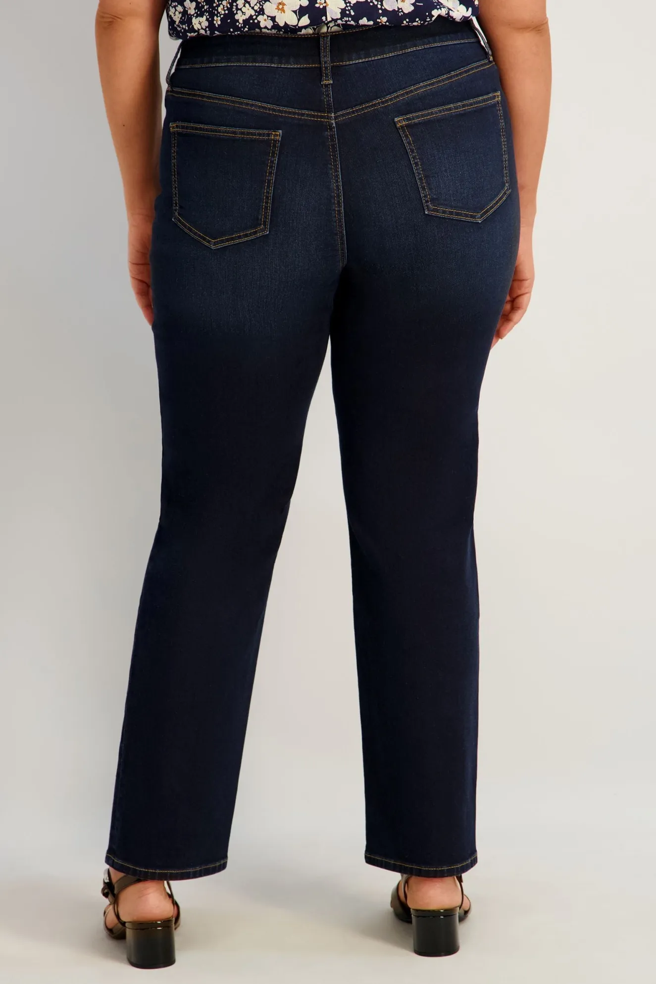 Westport Signature Straight Leg in Rinse - Plus